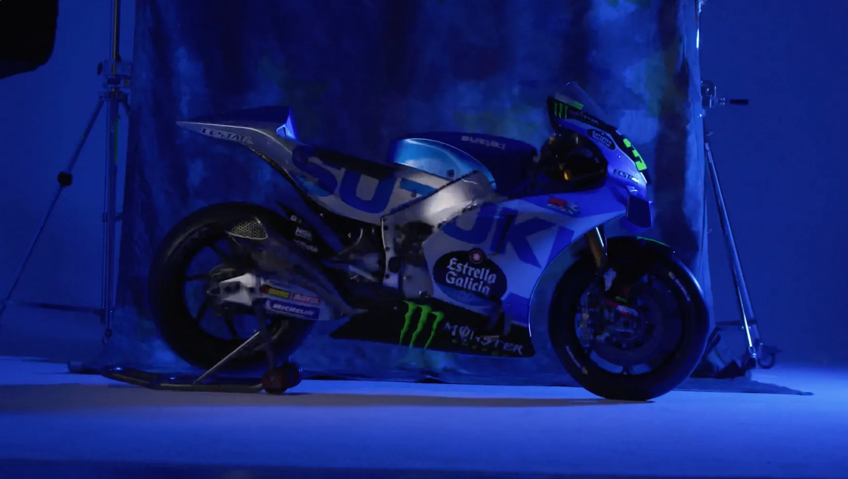 Gearing Up — Suzuki MotoGP